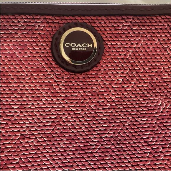 Coach Poppy RARE Red Sequin & Leather Wristlet F48429 EUC MSRP $198 - Picture 6 of 9